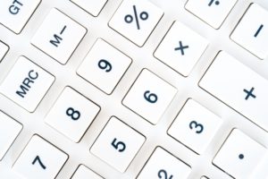 上場企業 経理 きつい